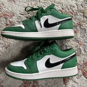 Jordan 1 Low Pine Green